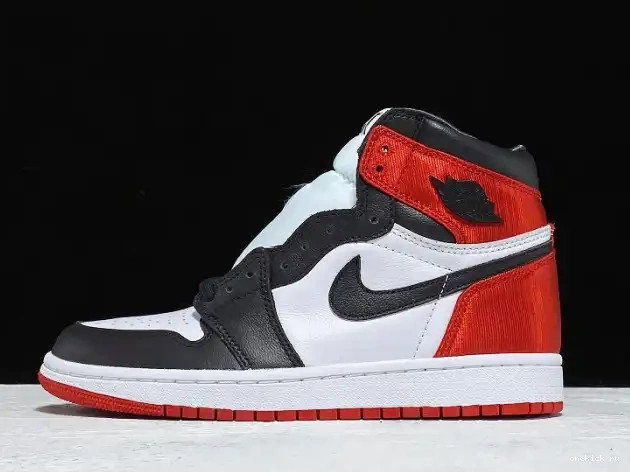 Rep Onekick CD0461-016 Air Jordan 1 Retro Black High Toe Satin 0510